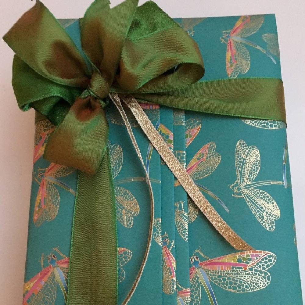 Bespoke gift wrapping services in London for individuals, VIP and corporate clients