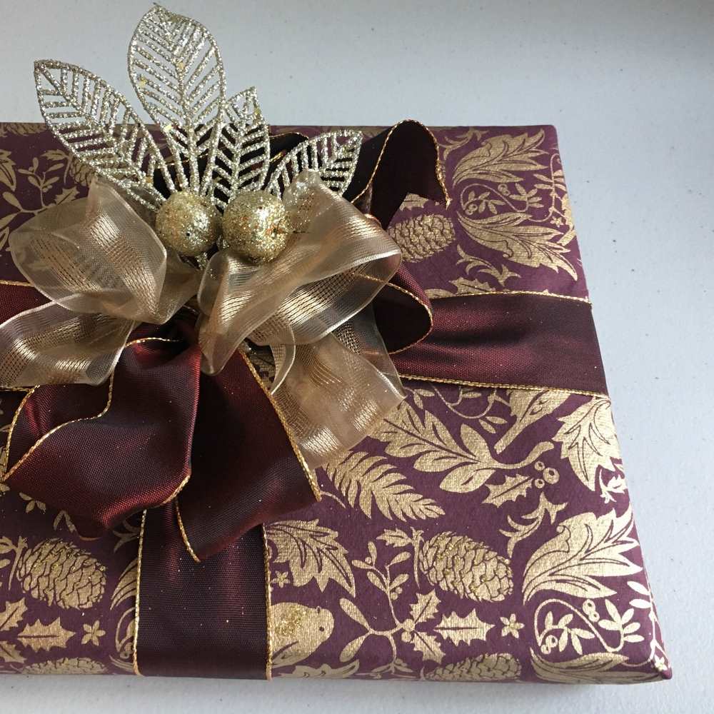 Bespoke gift wrapping services in London for individuals, VIP and corporate clients