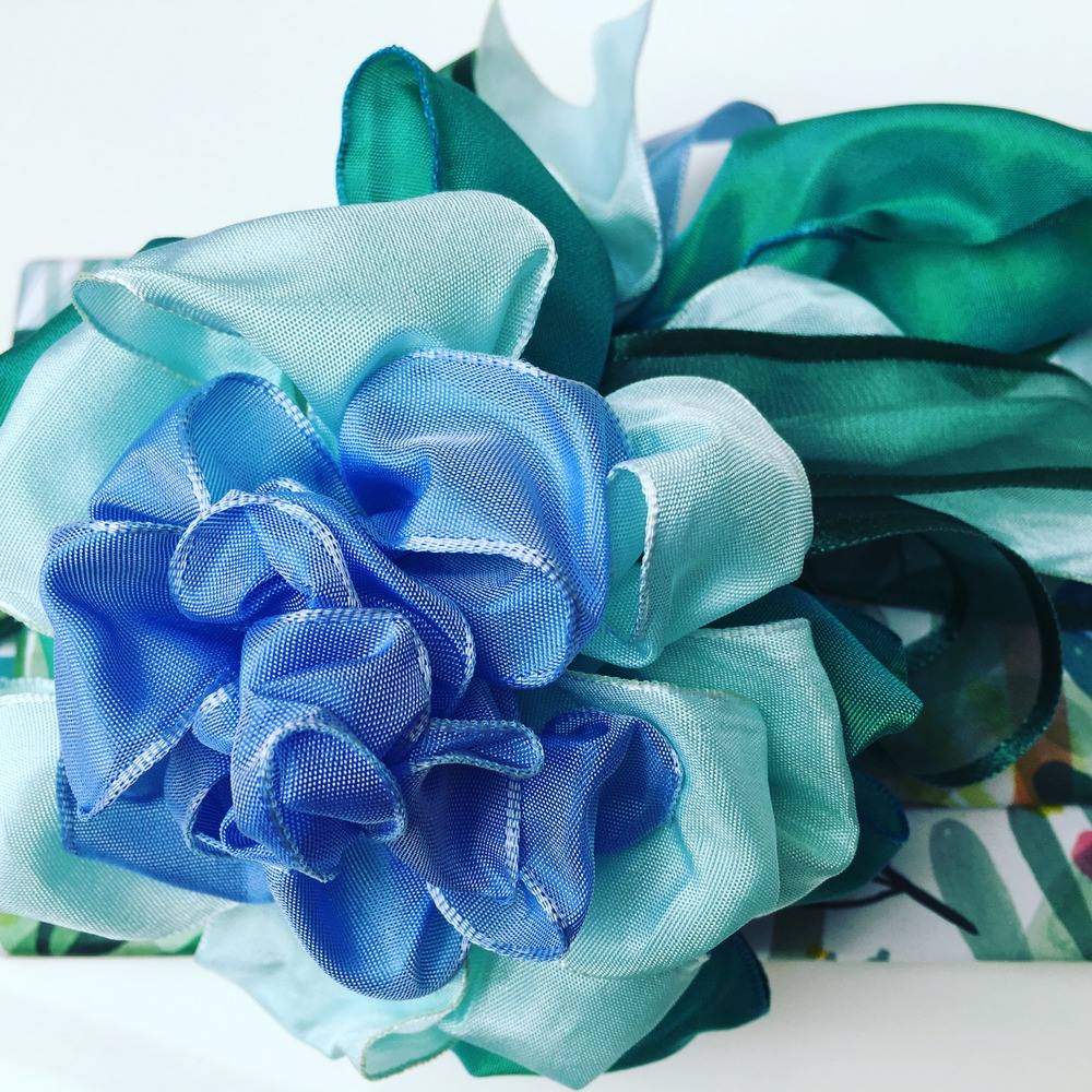 Bespoke gift wrapping services in London for individuals, VIP and corporate clients